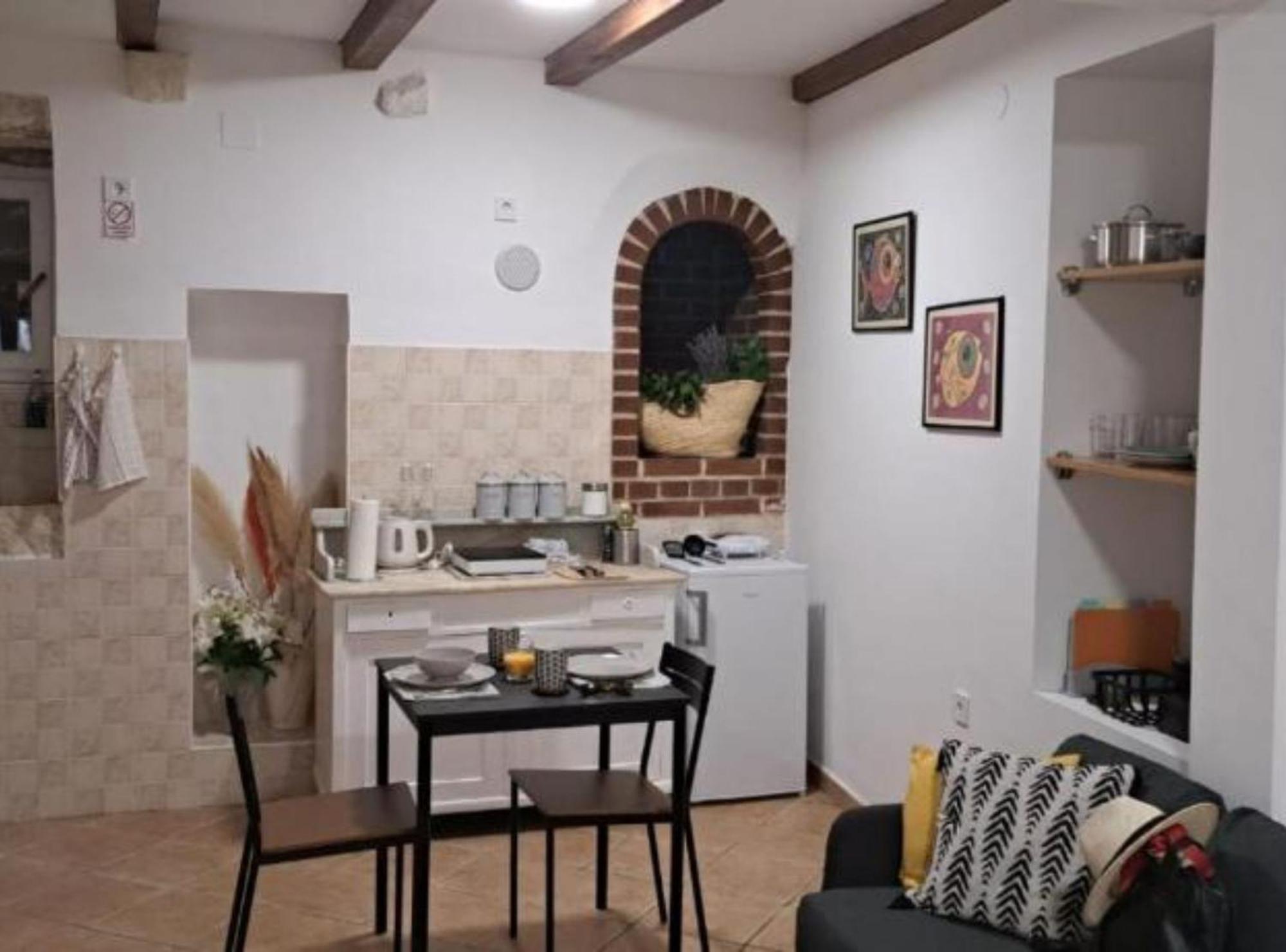 Apartment Funky Fish Дубровник Екстер'єр фото